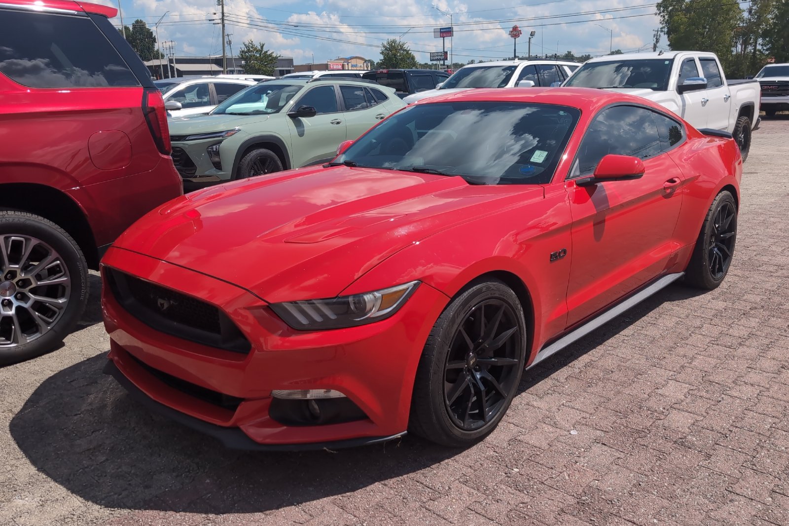 Used 2016 Red Ford GT Premium image 13