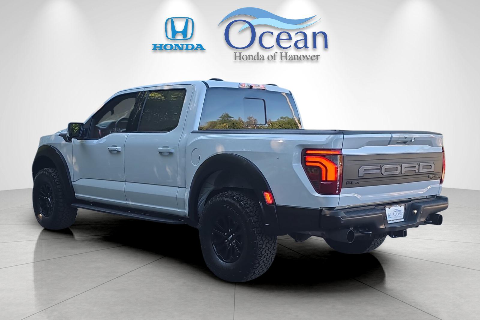 Used 2025 Space White Metallic Ford Raptor image 5