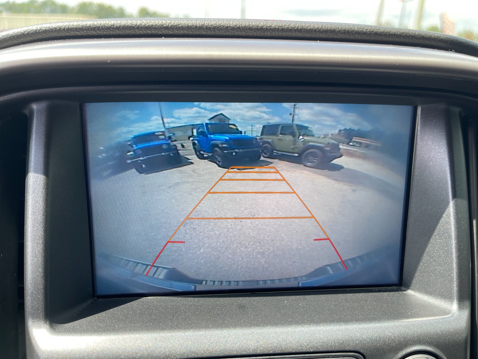Used 2017 Silver GMC SLE1 image 22