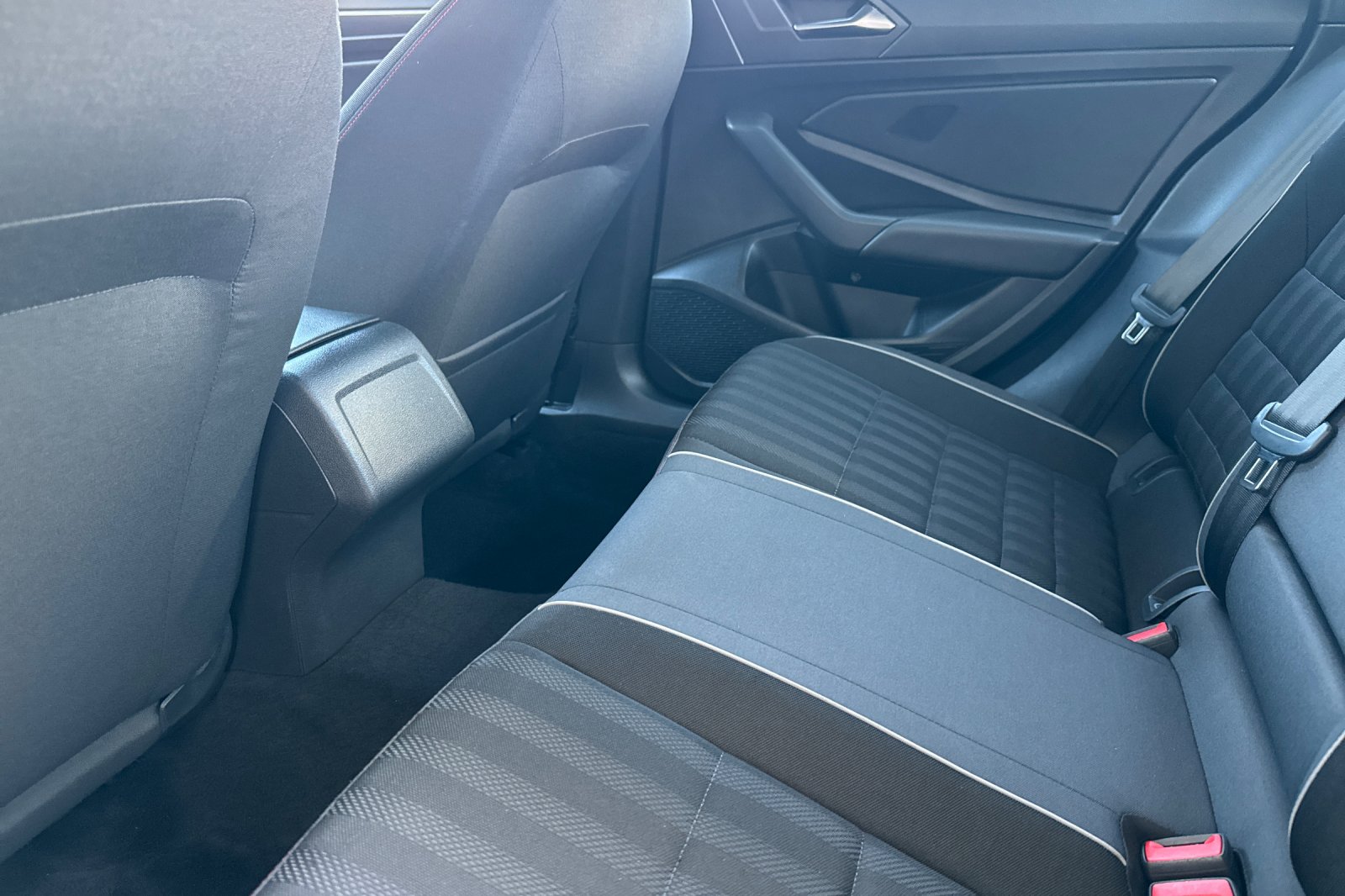 Used 2019 Gray Volkswagen 2.0T S image 12