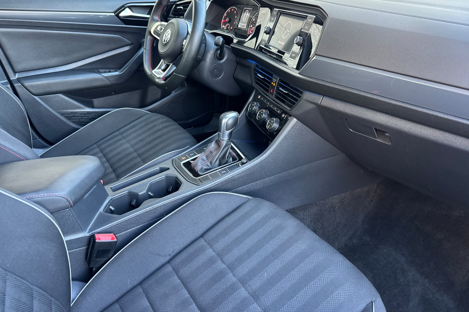 Used 2019 Gray Volkswagen 2.0T S image 15