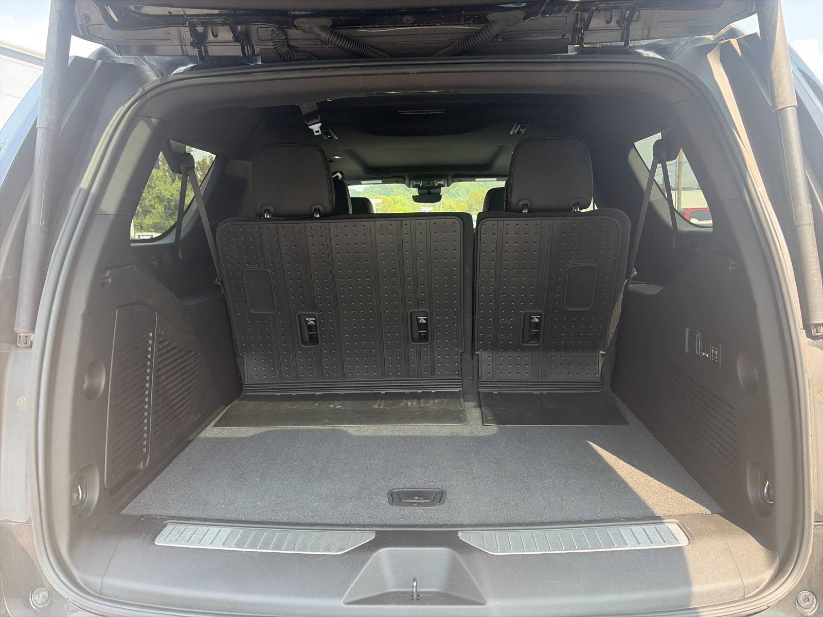 Used 2024 Black Chevrolet Premier image 19