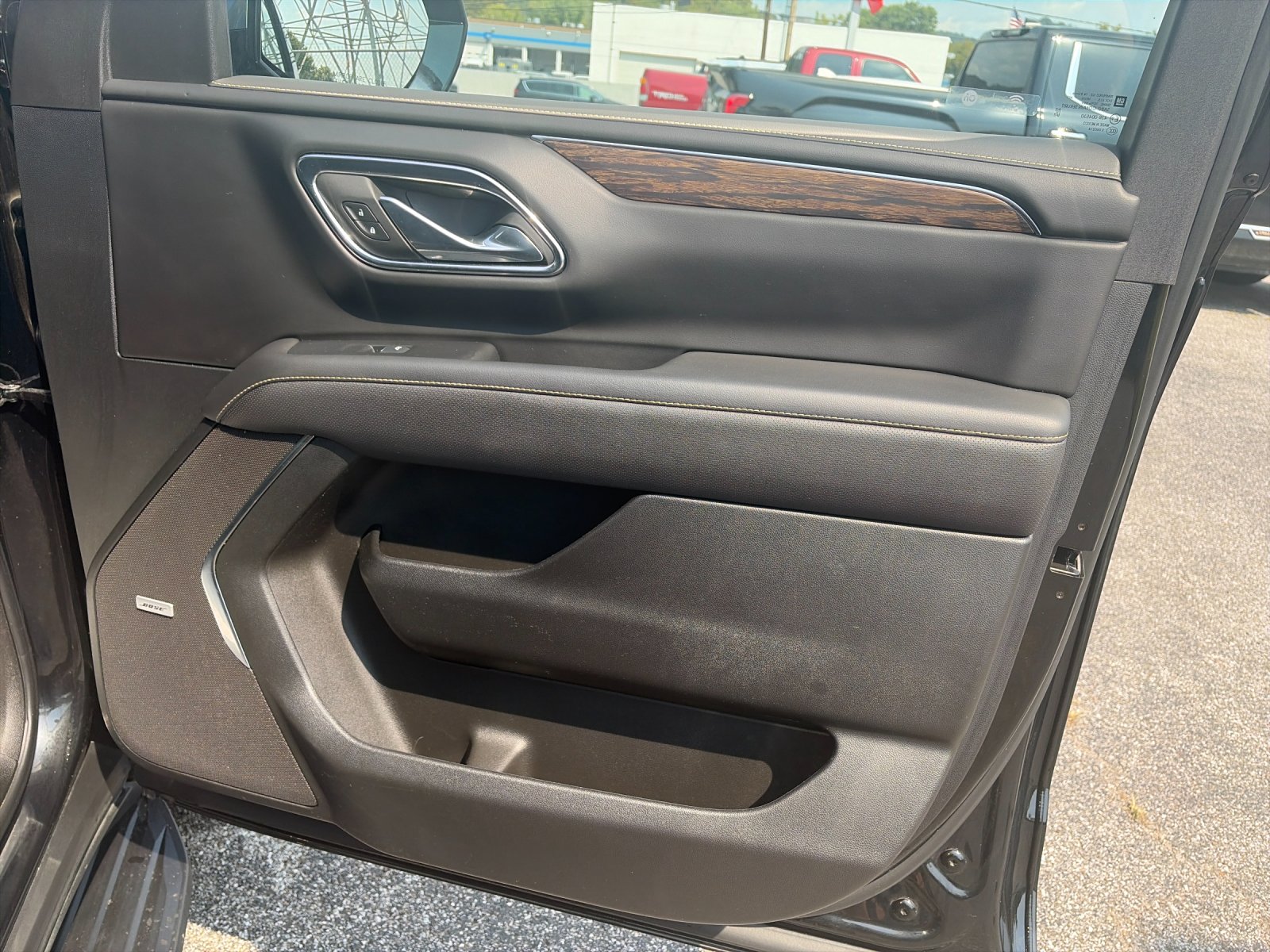 Used 2024 Black Chevrolet Premier image 21