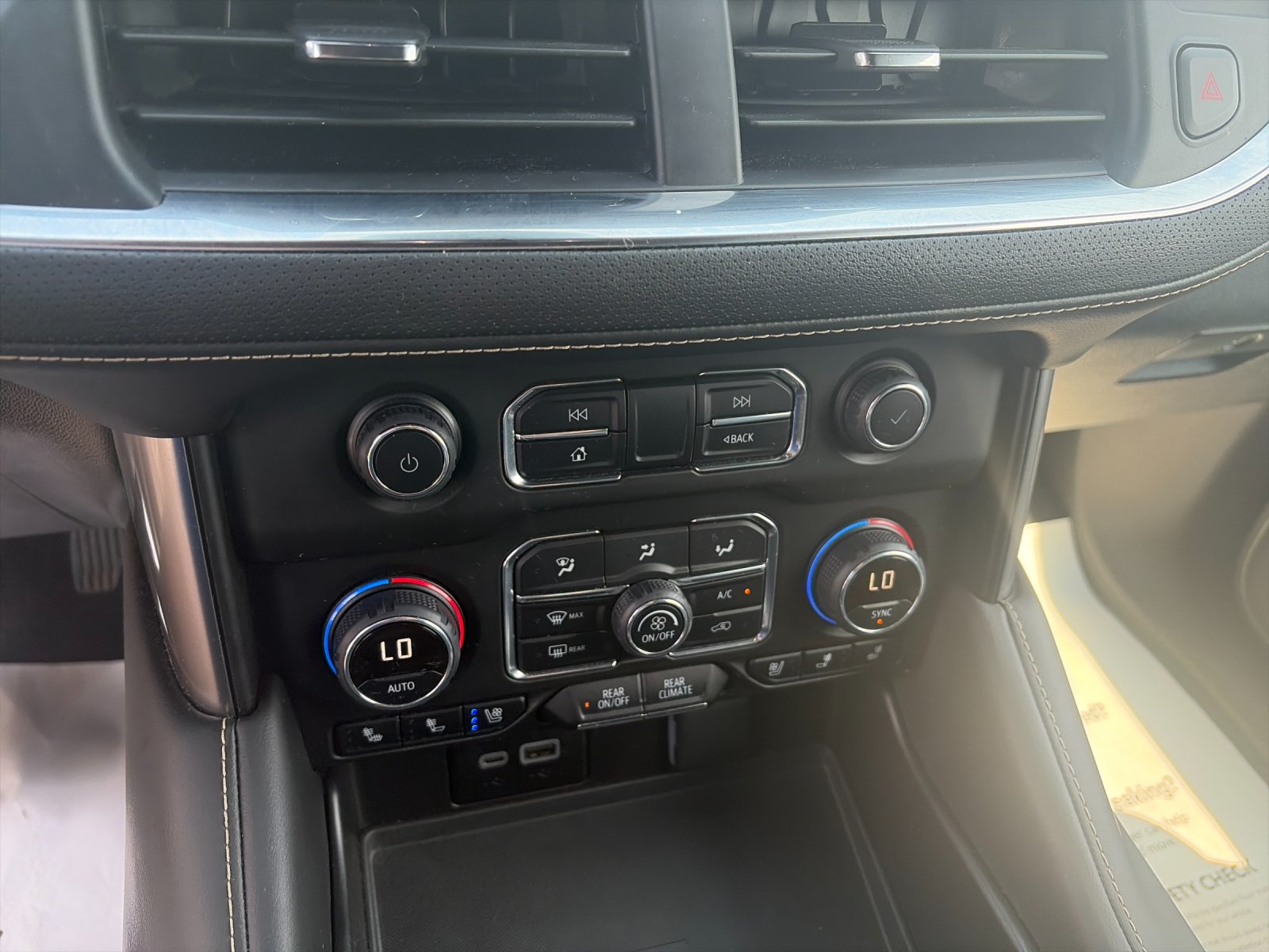 Used 2024 Black Chevrolet Premier image 26