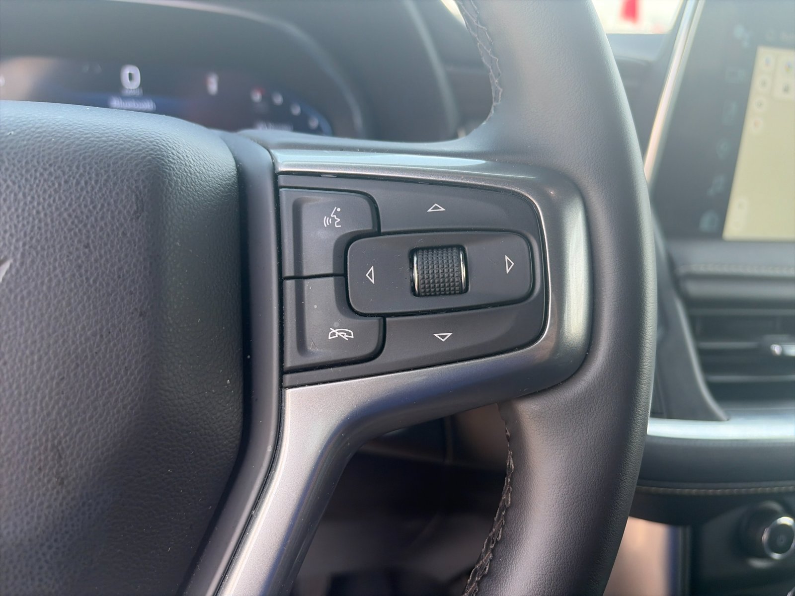 Used 2024 Black Chevrolet Premier image 31