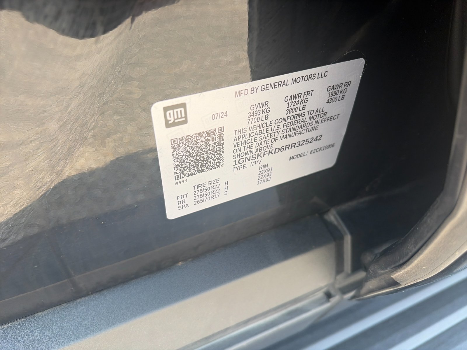 Used 2024 Black Chevrolet Premier image 37