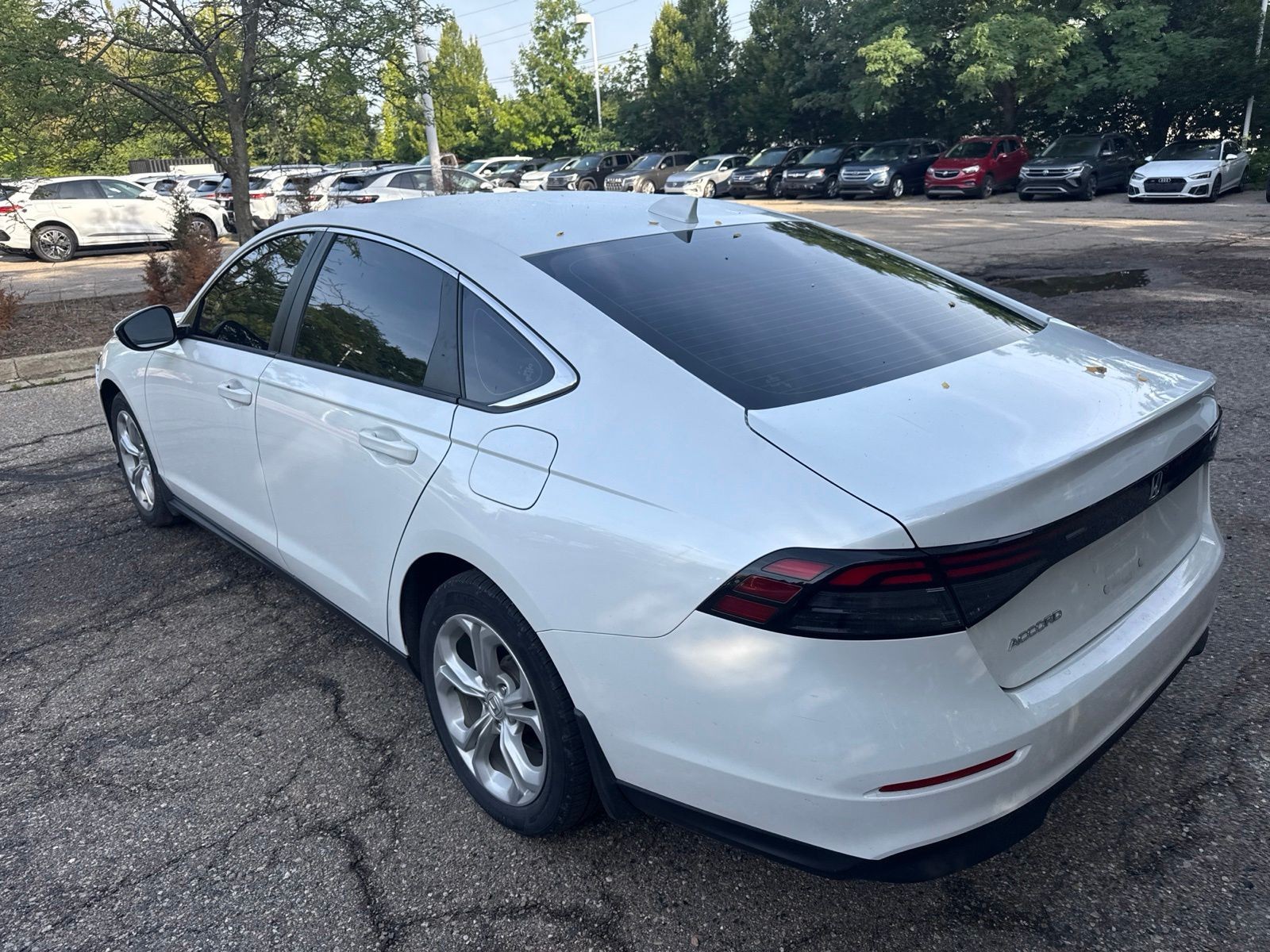 Certified Used 2024 Platinum White Pearl Honda LX image 10
