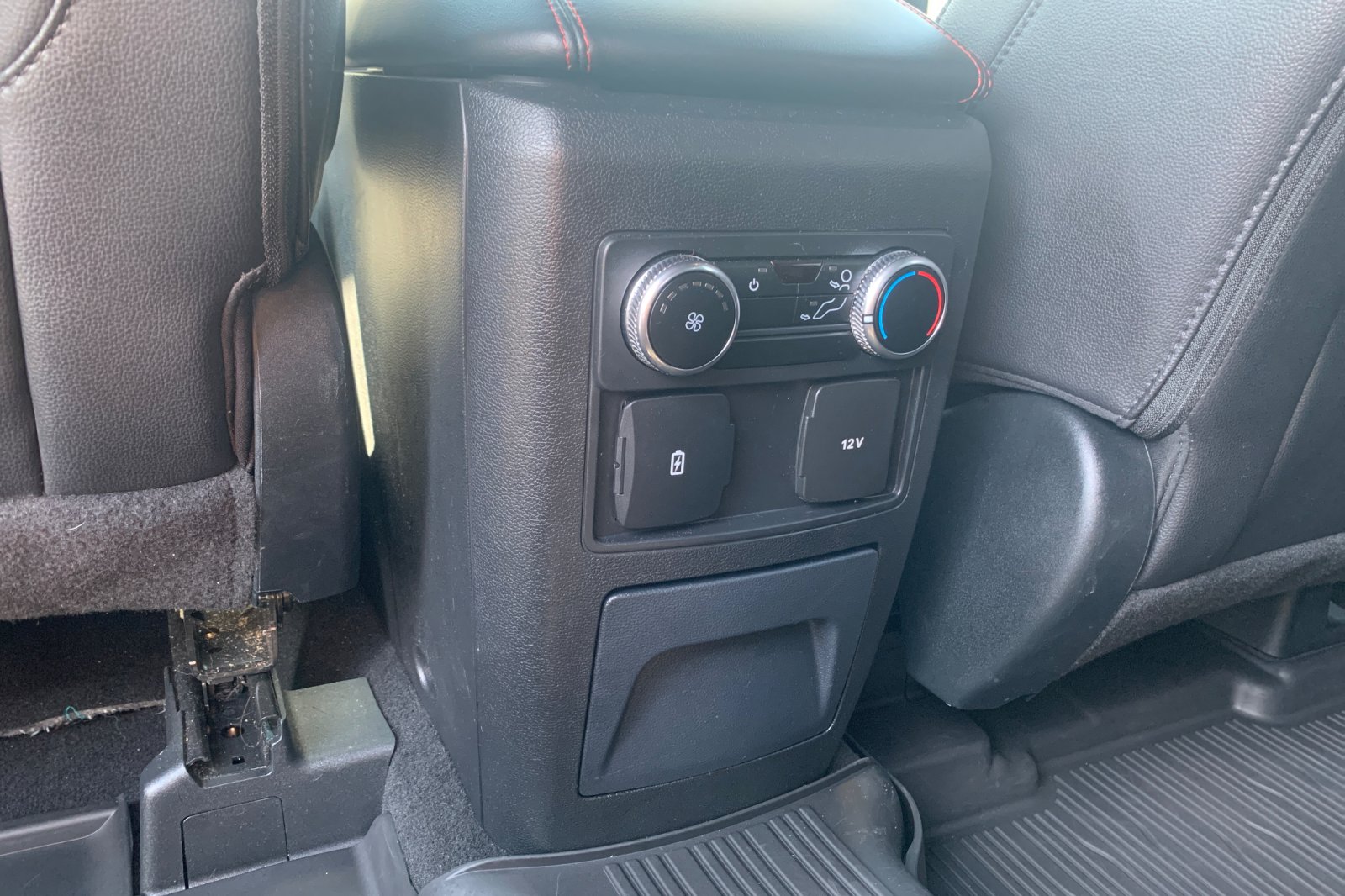 Used 2023 Black Metallic Ford ST-Line image 15