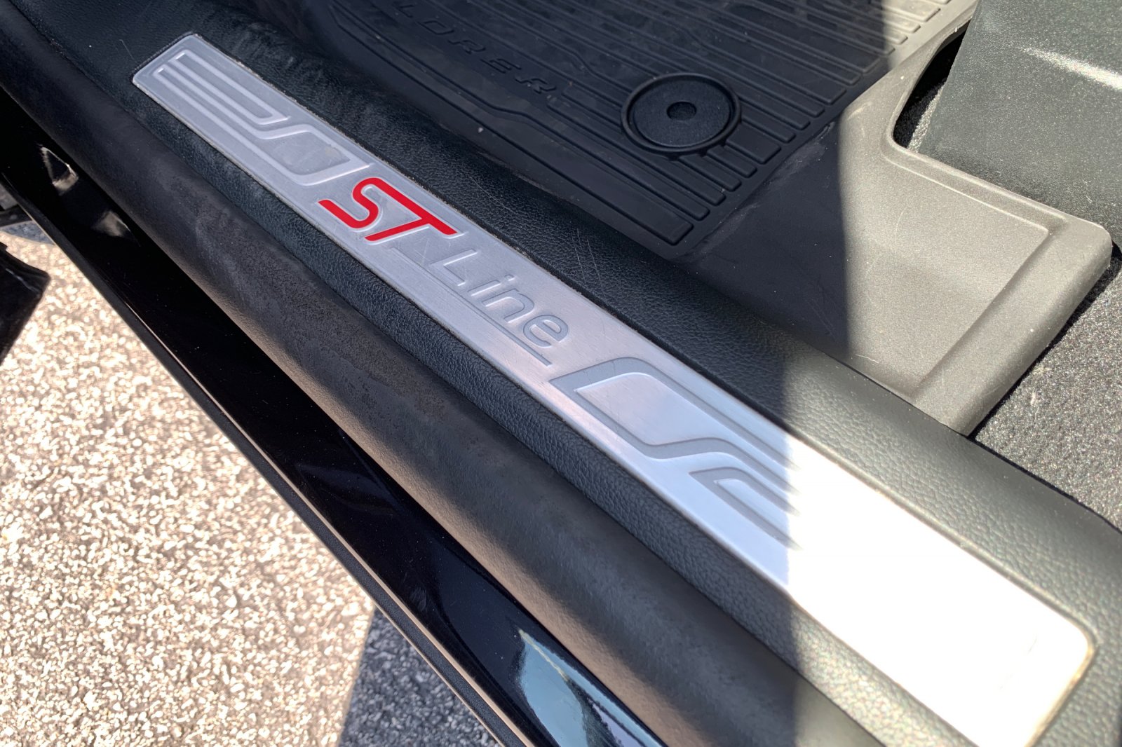 Used 2023 Black Metallic Ford ST-Line image 36