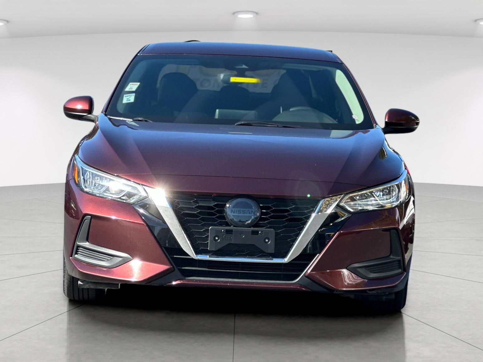 Used 2022 Rosewood Metallic Nissan SV image 8
