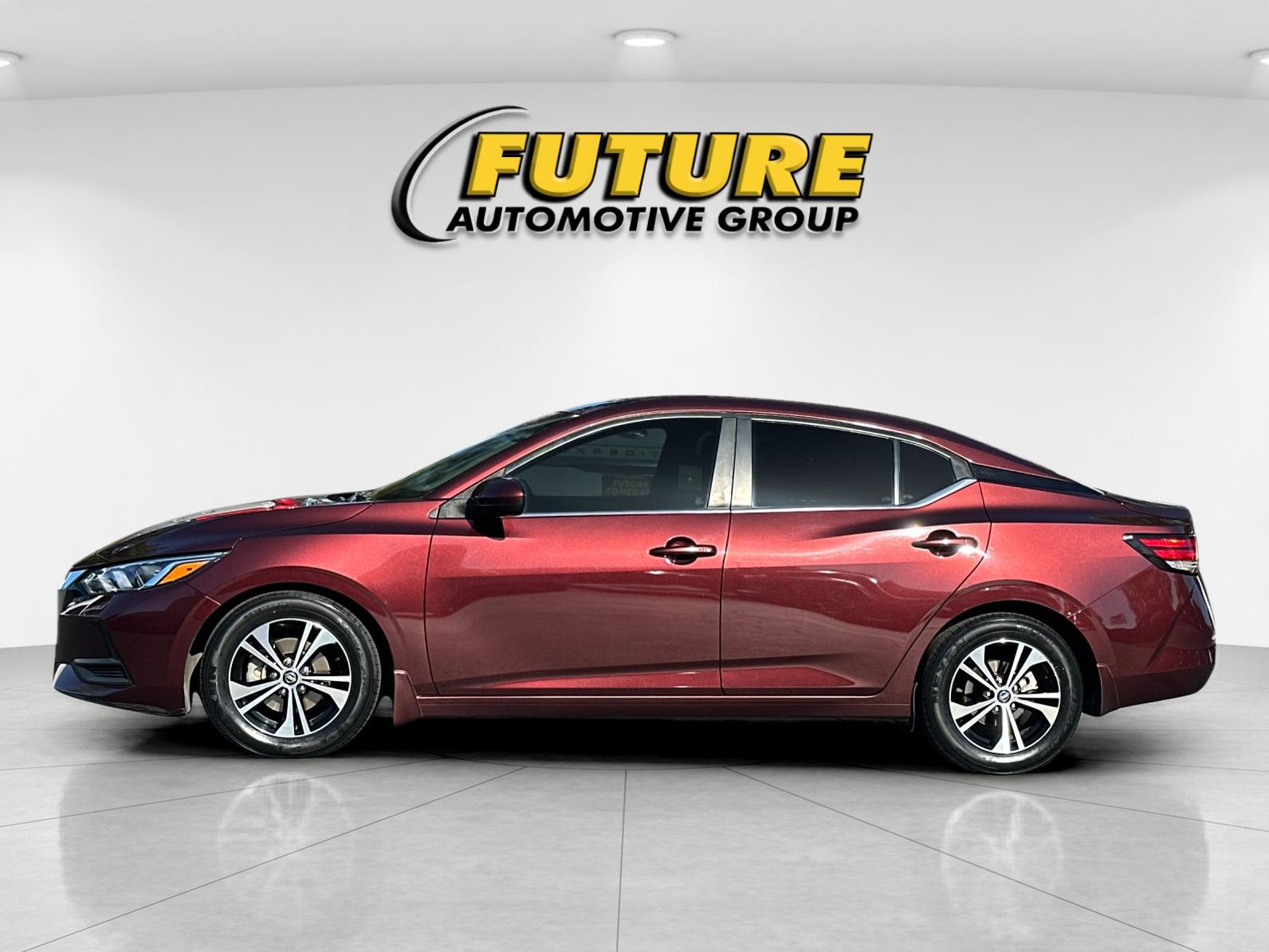 Used 2022 Rosewood Metallic Nissan SV image 6