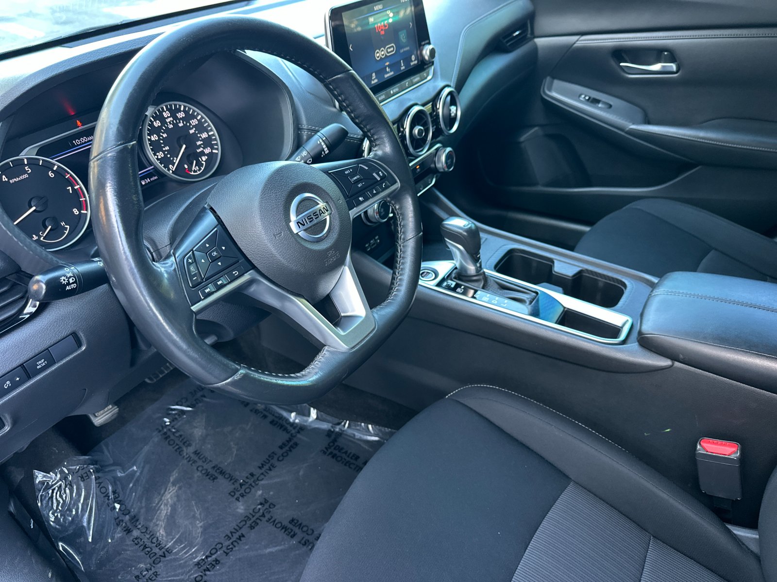 Used 2022 Rosewood Metallic Nissan SV image 9