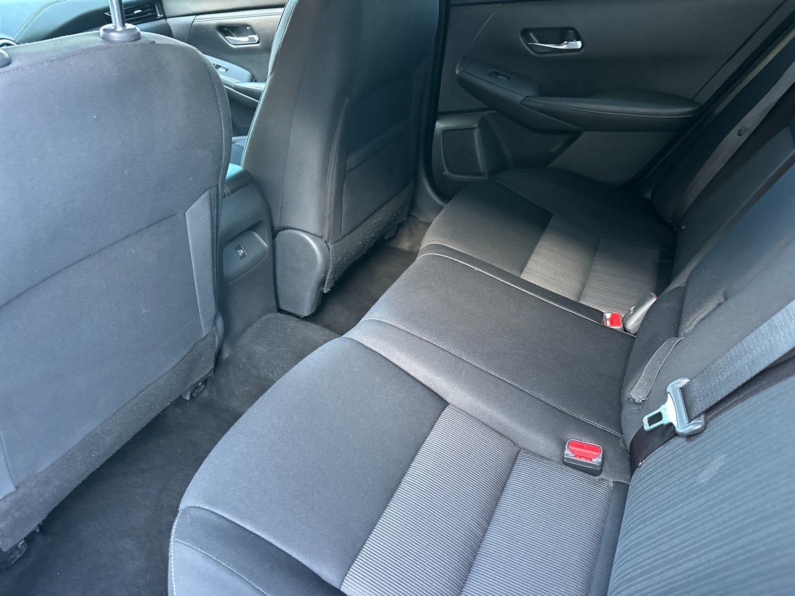 Used 2022 Rosewood Metallic Nissan SV image 11