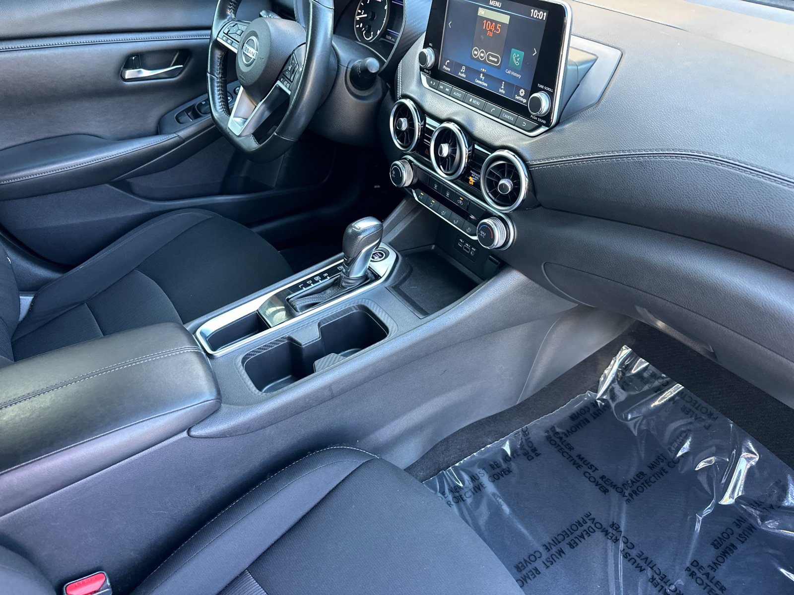 Used 2022 Rosewood Metallic Nissan SV image 14