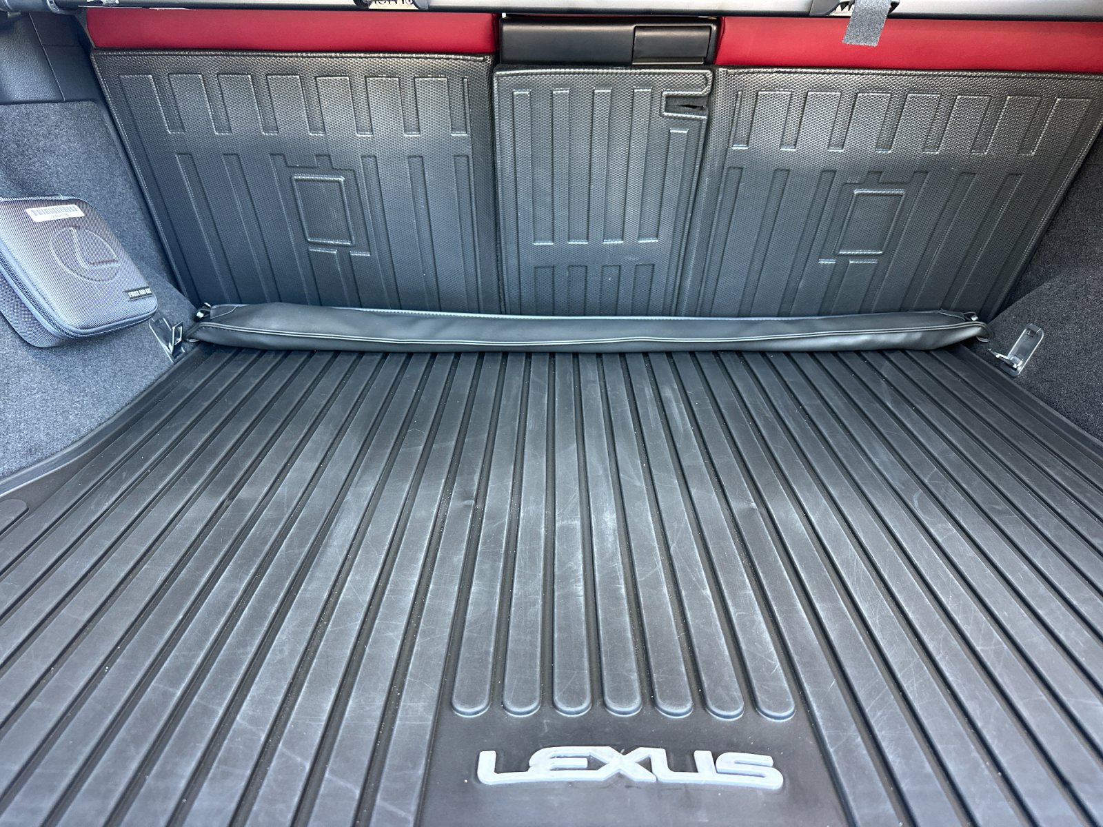 Used 2026 Black Lexus 500h F SPORT Performance image 14