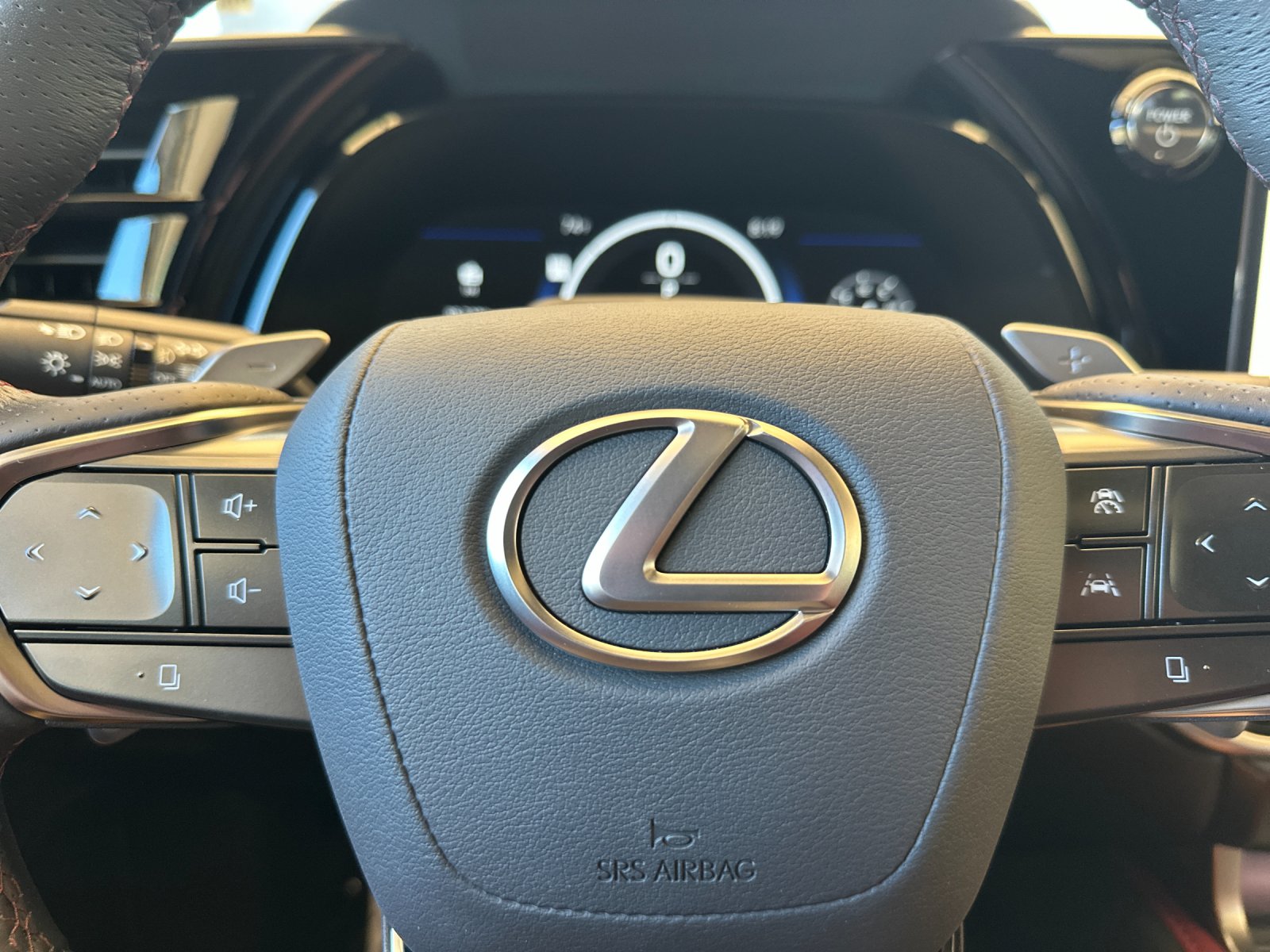 Used 2026 Black Lexus 500h F SPORT Performance image 23