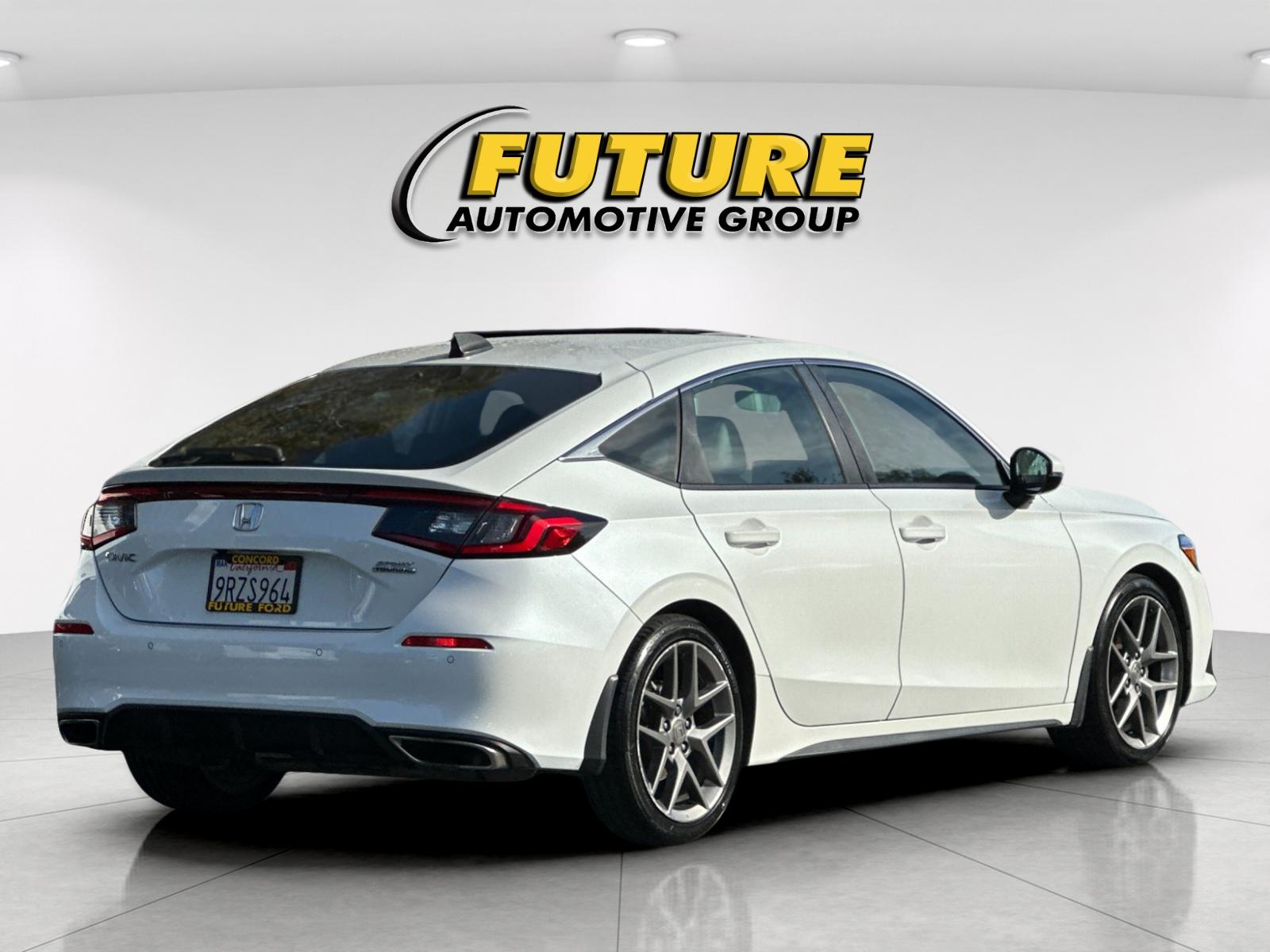 Used 2022 White Honda Sport Touring image 3