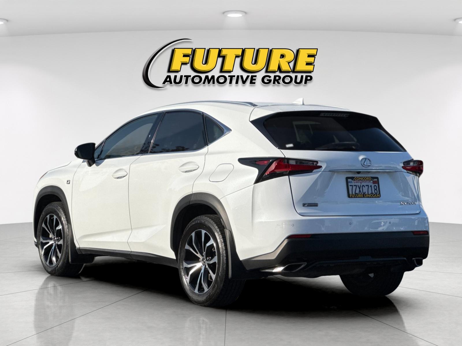 Used 2017 White Lexus 200t F Sport image 5