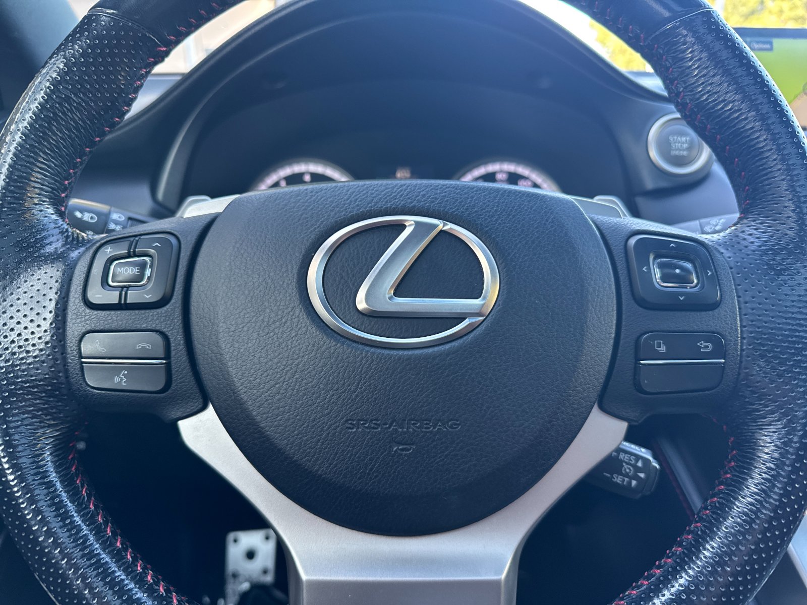 Used 2017 White Lexus 200t F Sport image 22