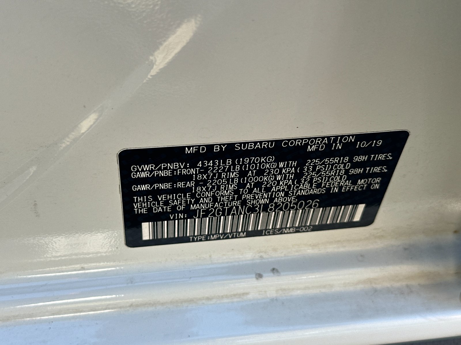 Used 2020 White Subaru Limited image 28