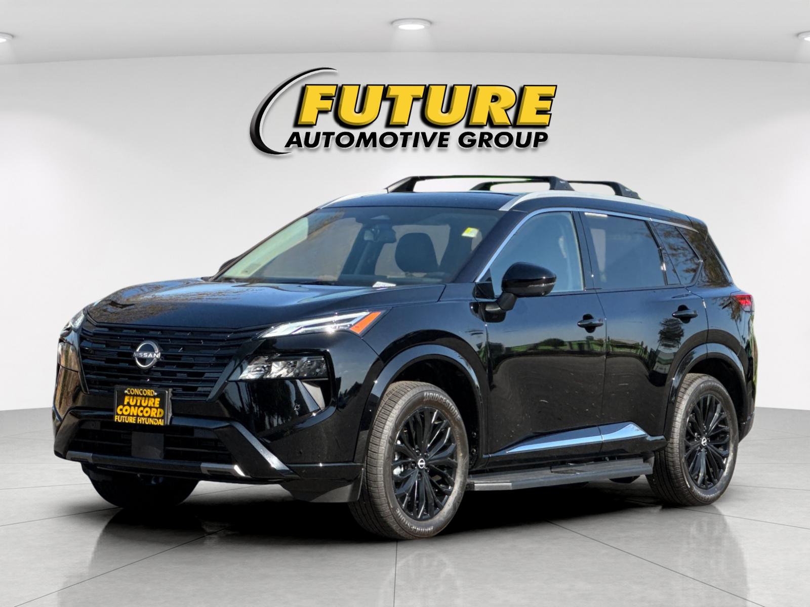 Used 2026 Black Nissan Platinum image 7