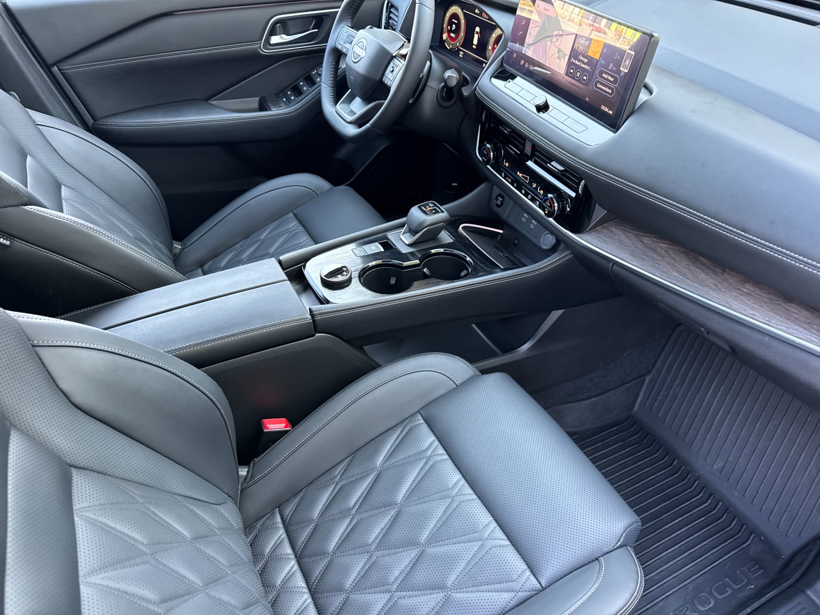 Used 2026 Black Nissan Platinum image 15