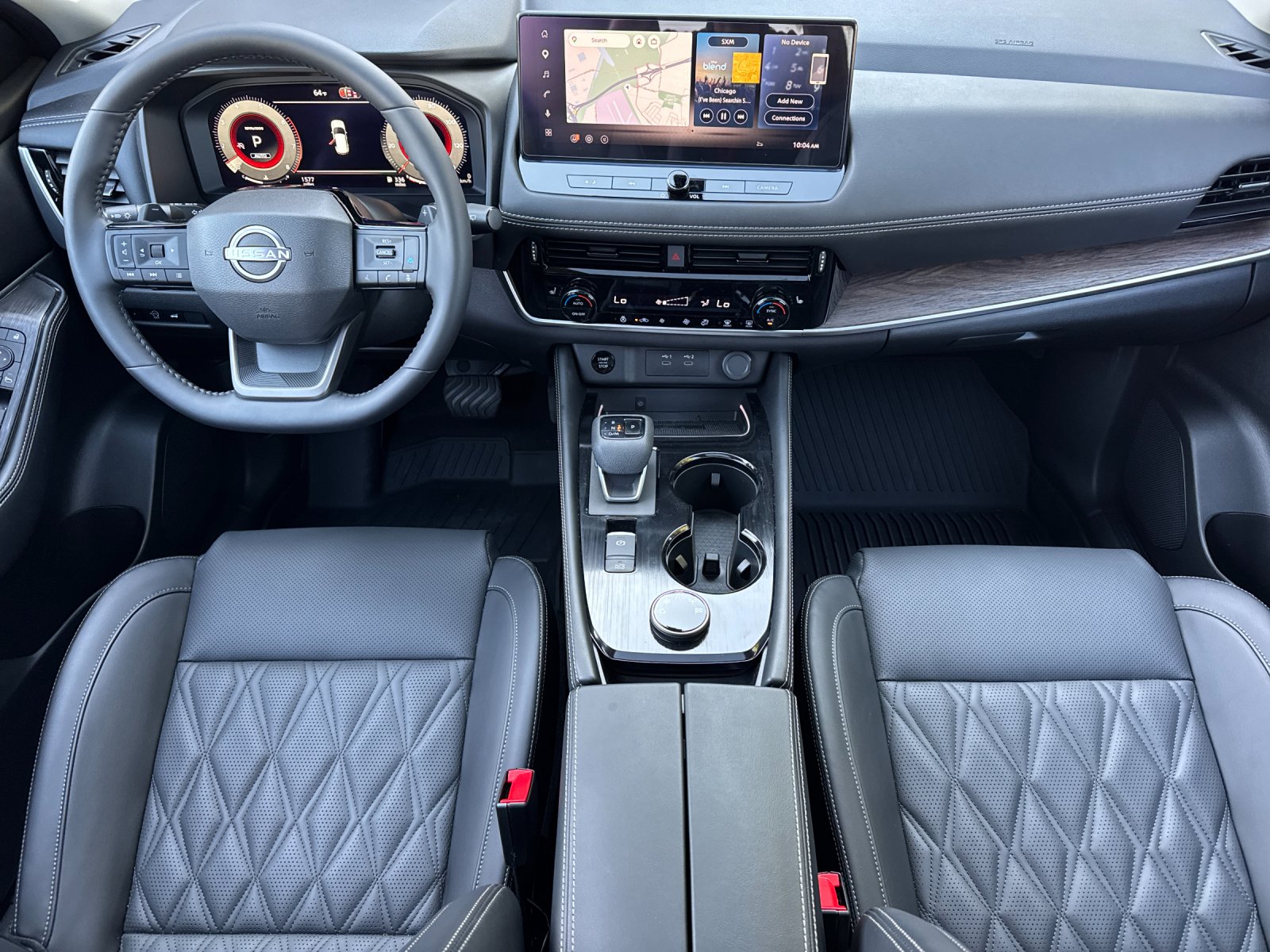 Used 2026 Black Nissan Platinum image 12