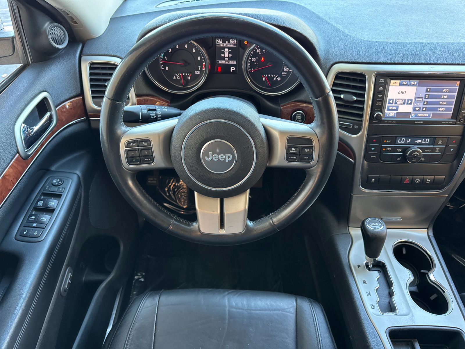 Used 2013 Beige Jeep Limited image 13
