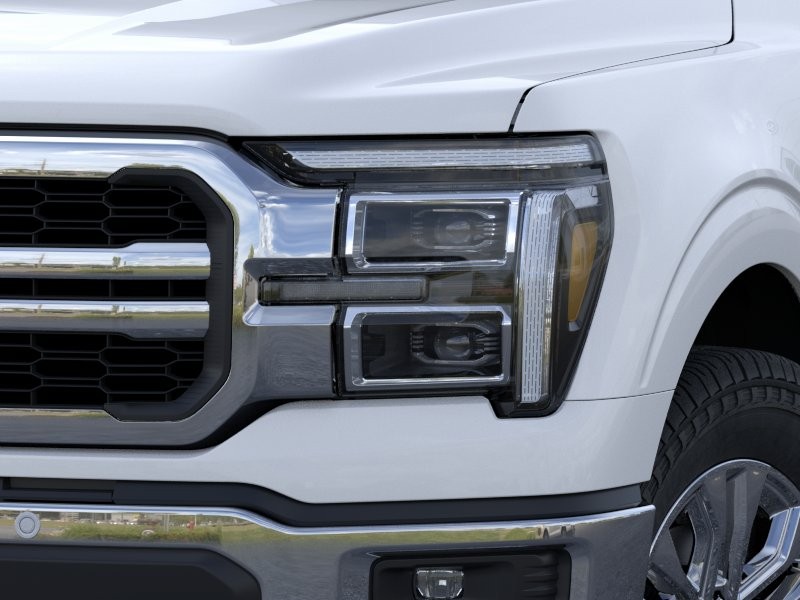 New 2026 Oxford White Ford Lariat® image 19