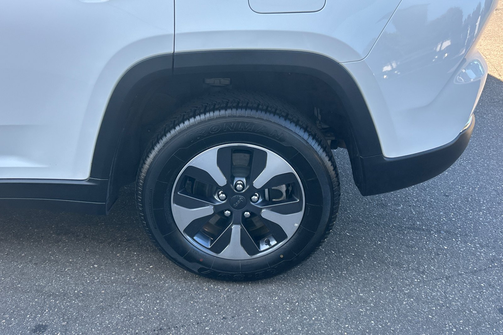 Used 2024 Bright White Clearcoat Jeep 4xe image 26