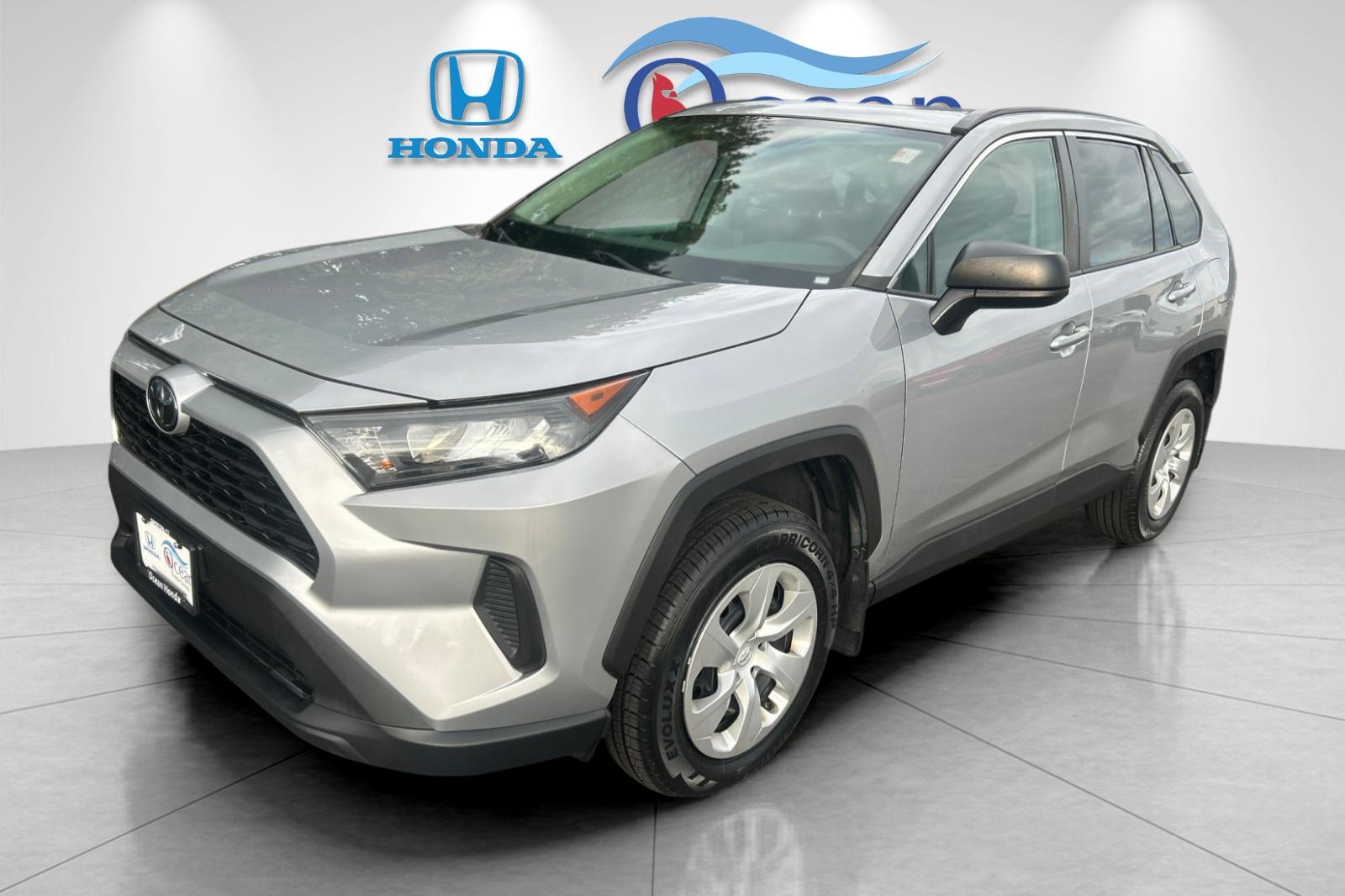 Used 2019 Silver Sky Metallic Toyota LE image 7