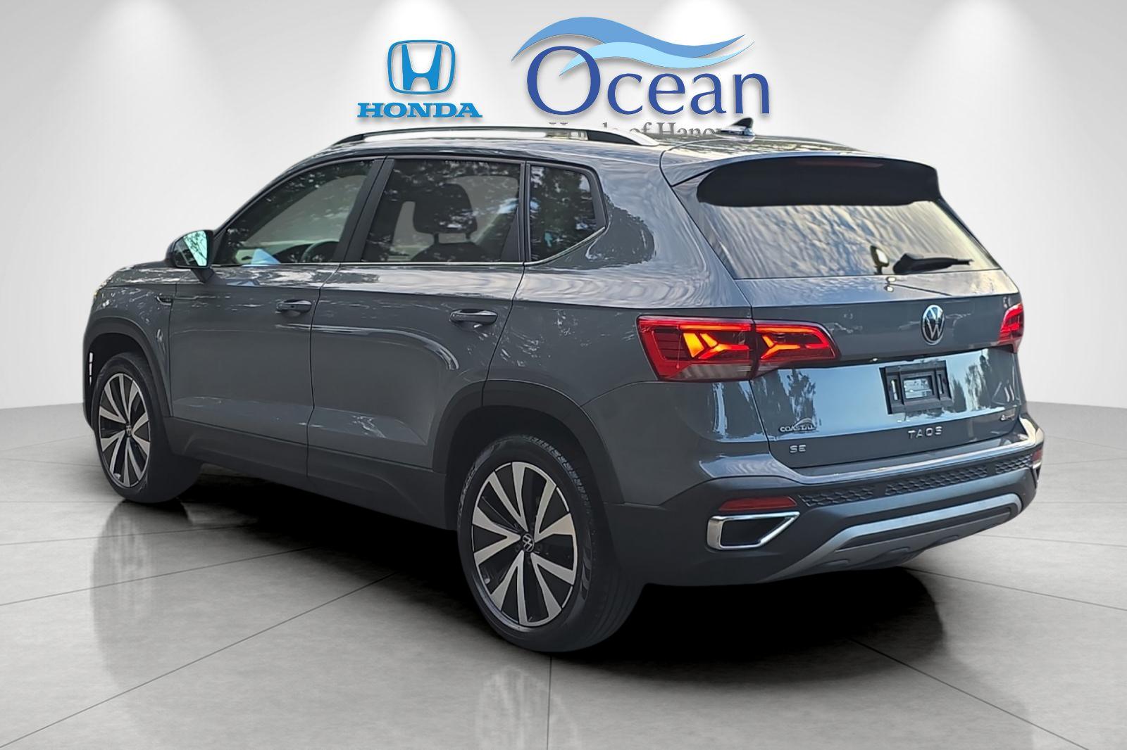 Used 2022 Platinum Gray Metallic Volkswagen 1.5T SE image 5
