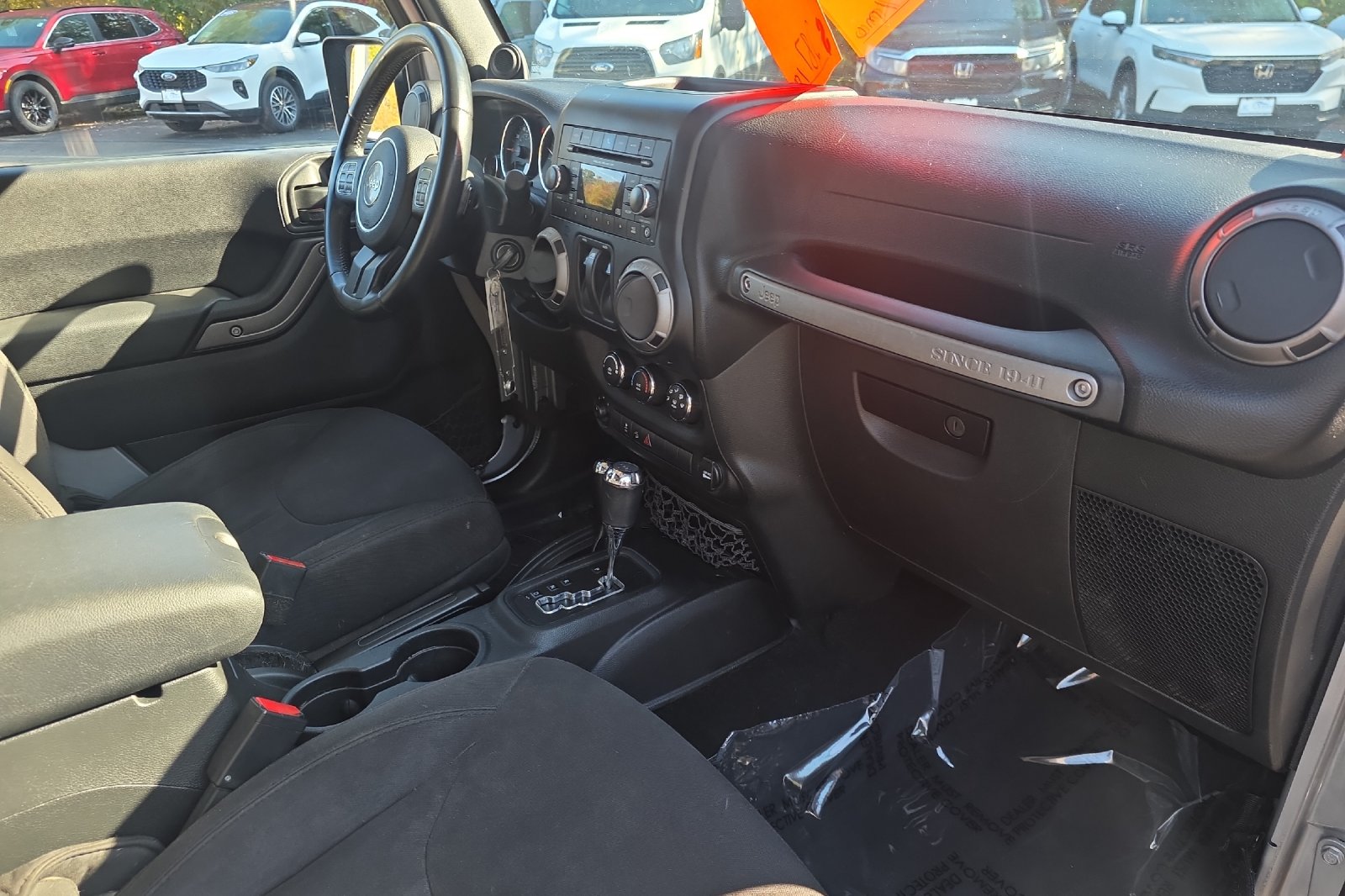 Used 2014 Billet Metallic Clearcoat Jeep Sport image 16