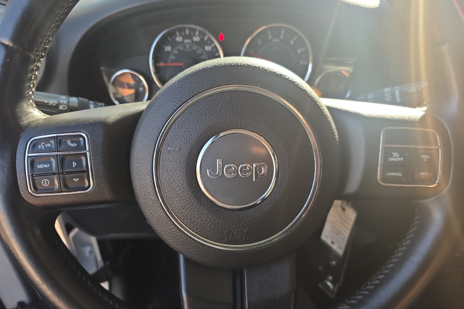 Used 2014 Billet Metallic Clearcoat Jeep Sport image 20