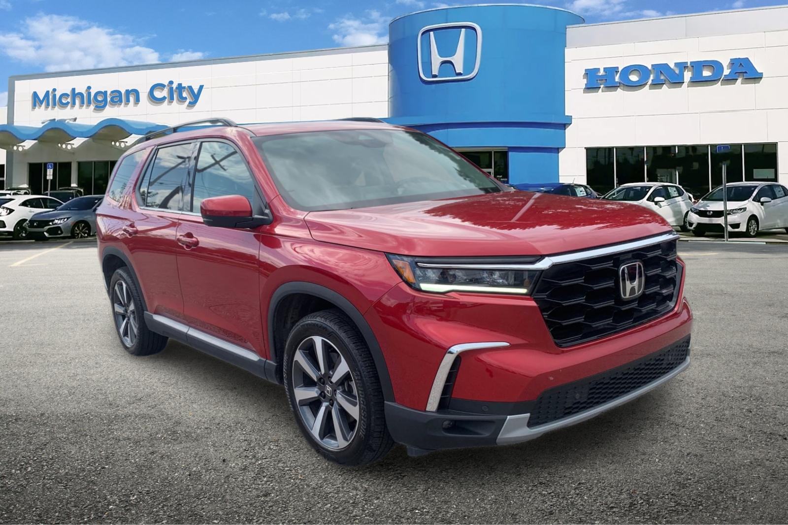 Certified Used 2025 Red Honda Touring image 7