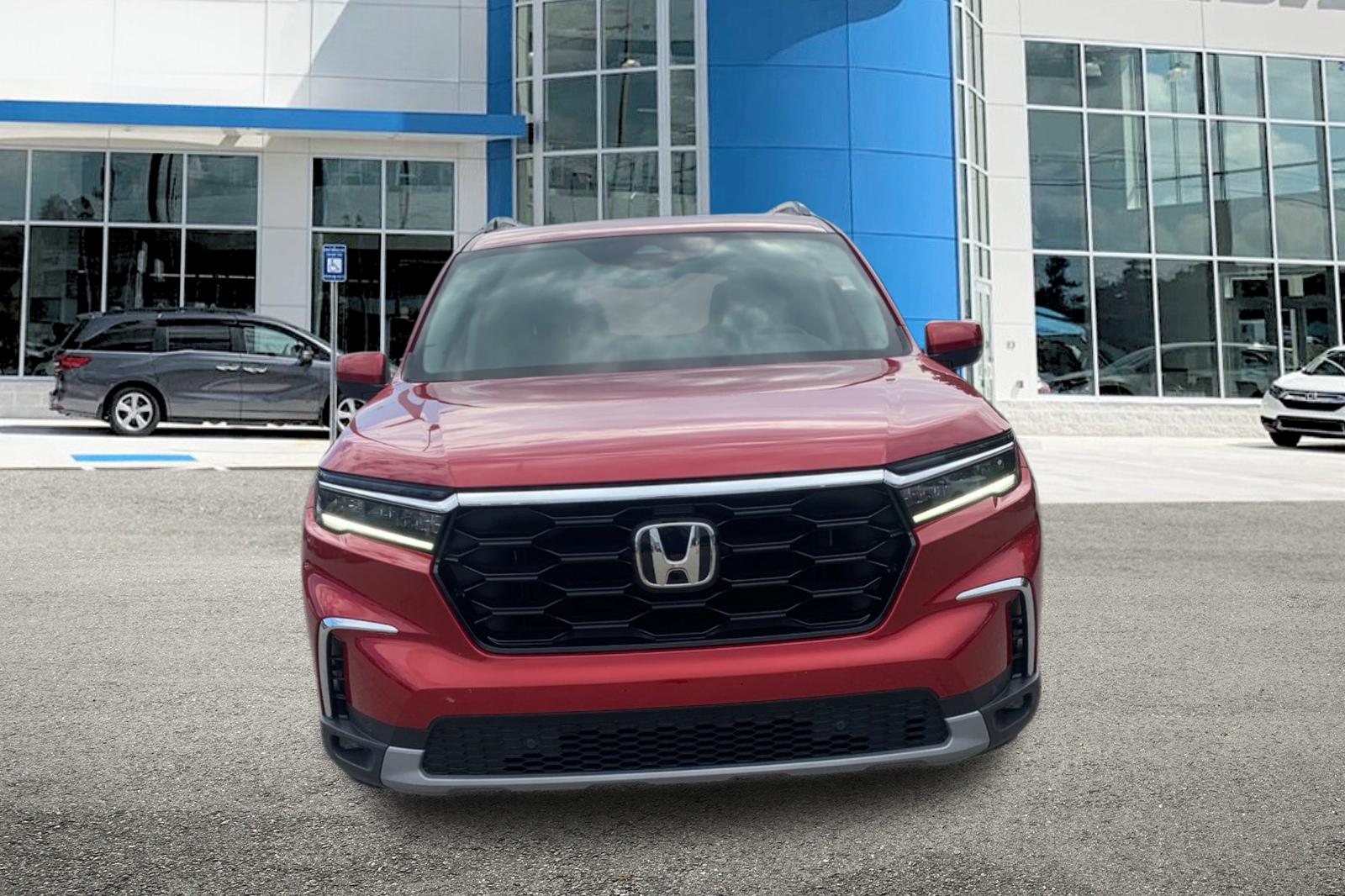 Certified Used 2025 Red Honda Touring image 8