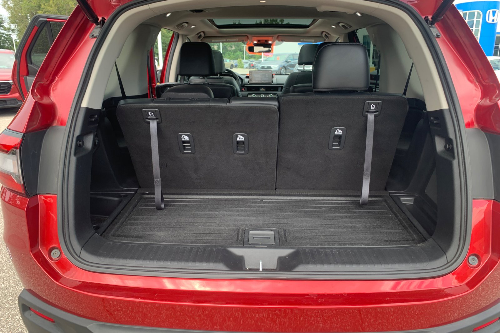Certified Used 2025 Red Honda Touring image 19