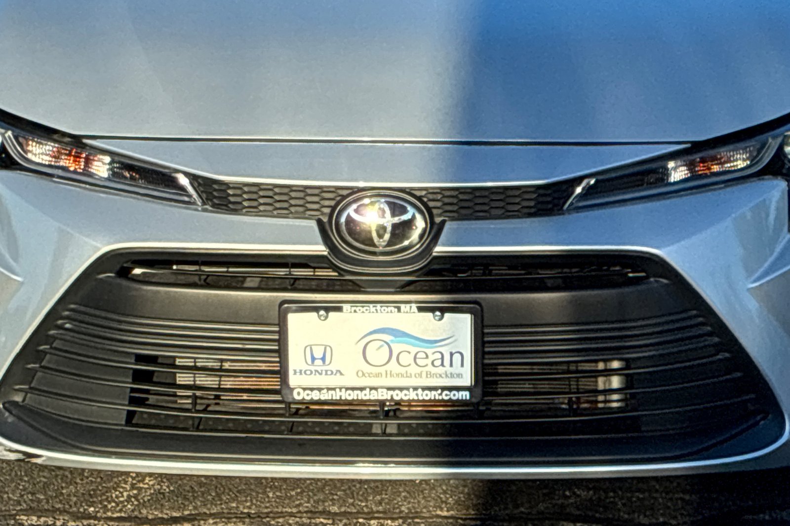Used 2024 Classic Silver Metallic Toyota LE image 41