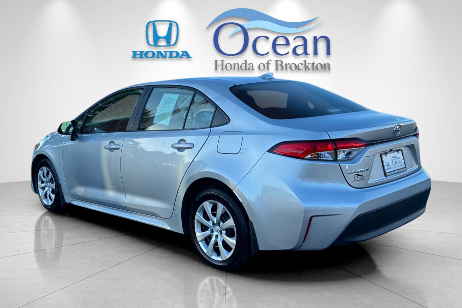 Used 2024 Classic Silver Metallic Toyota LE image 4