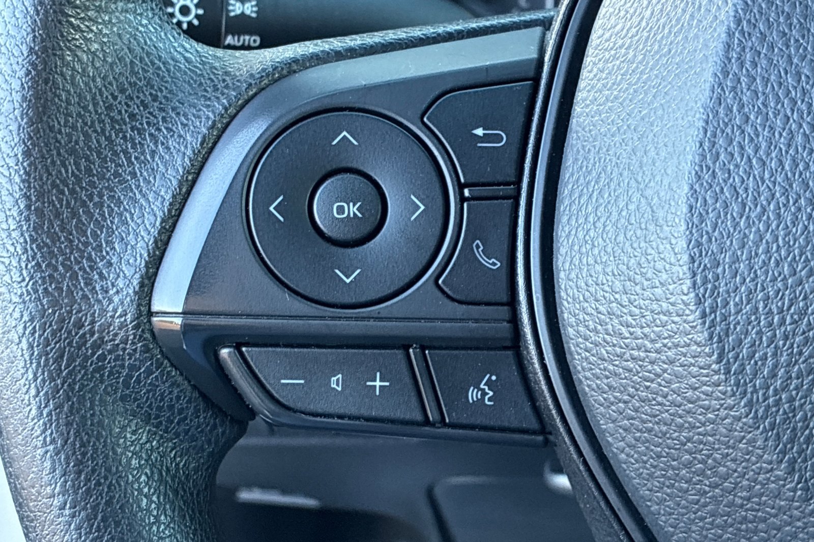 Used 2024 Classic Silver Metallic Toyota LE image 29