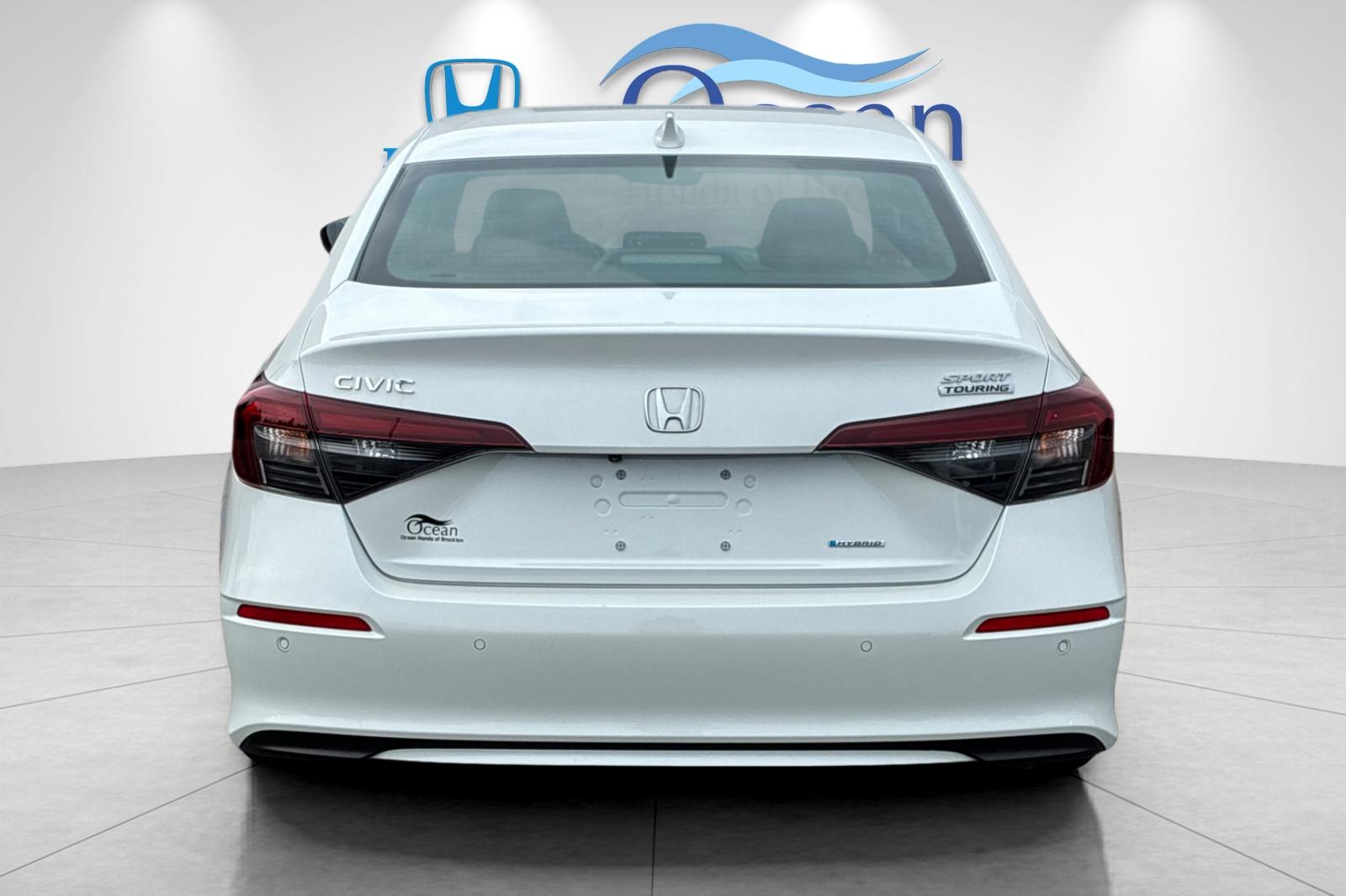 Used 2025 Platinum White Honda Sport Touring image 4