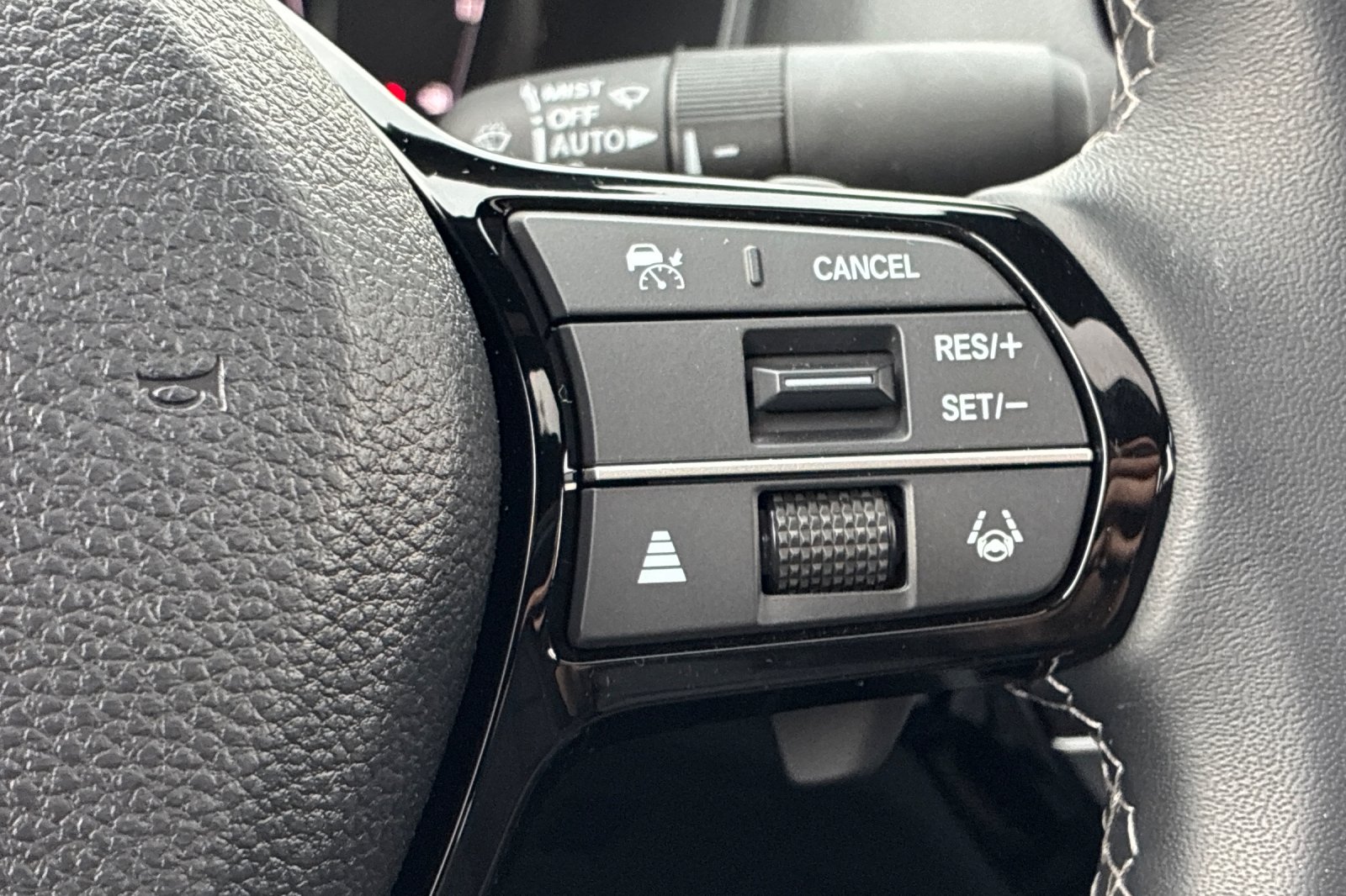 Used 2025 Platinum White Honda Sport Touring image 32