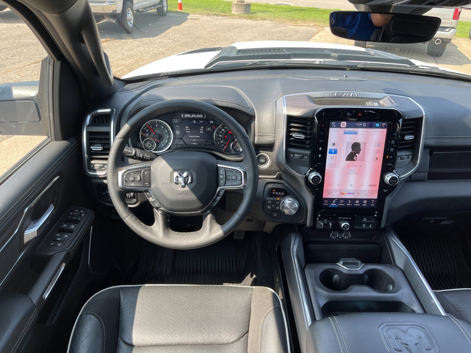 Used 2025 White Ram Laramie image 17
