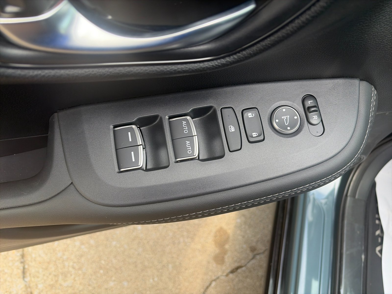 New 2027 Nordic Forest Pearl Honda EX-L AWD image 13