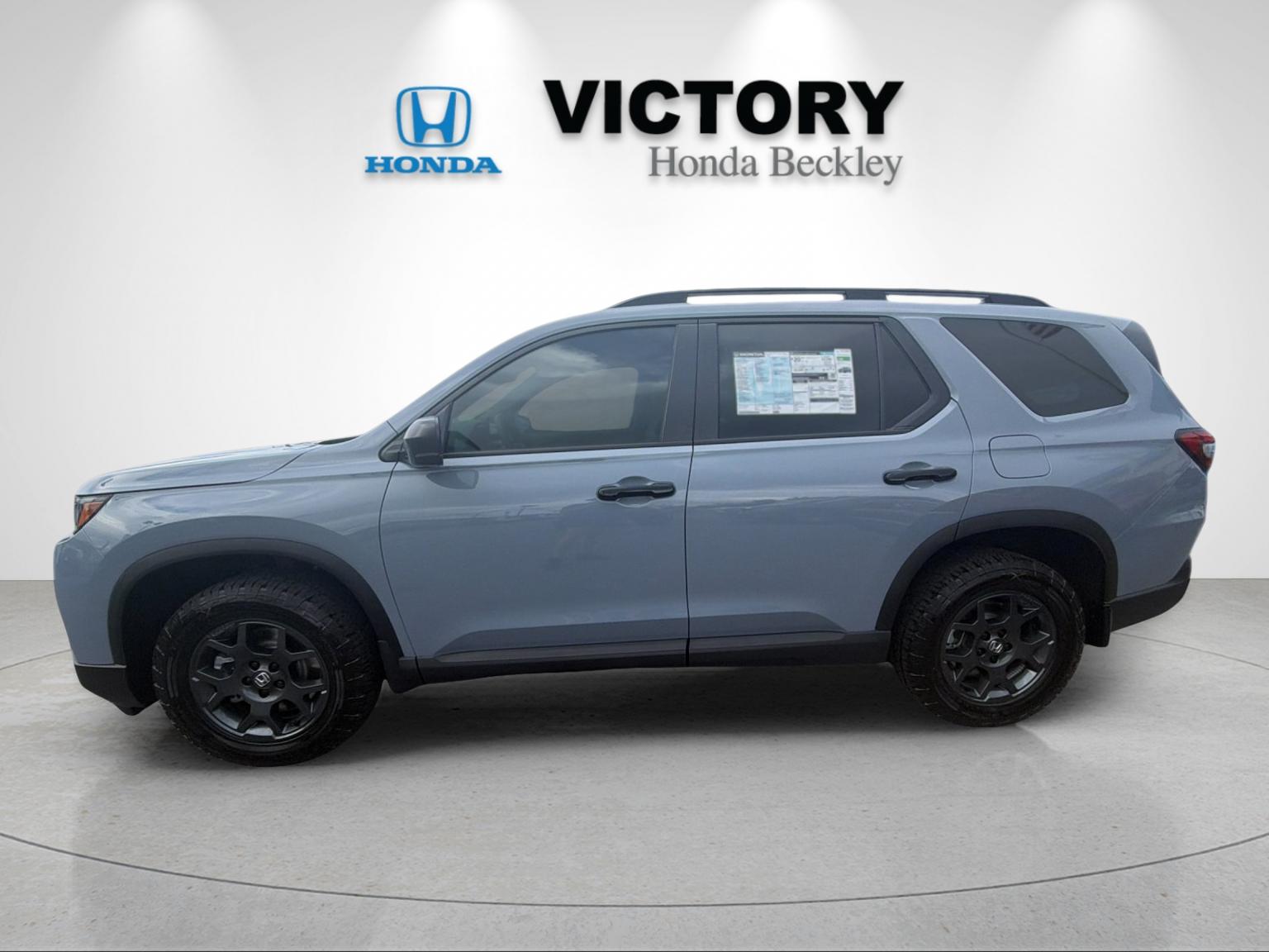 New 2026 Sonic Gray Pearl Honda AWD TrailSport image 2