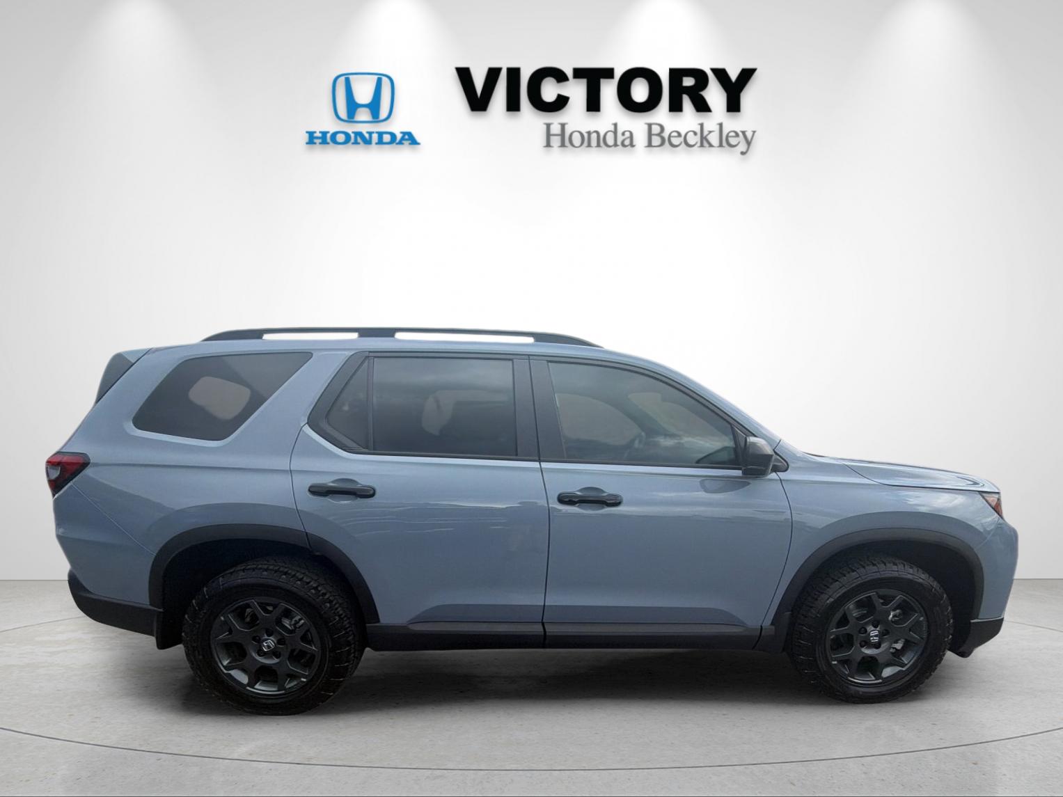 New 2026 Sonic Gray Pearl Honda AWD TrailSport image 6