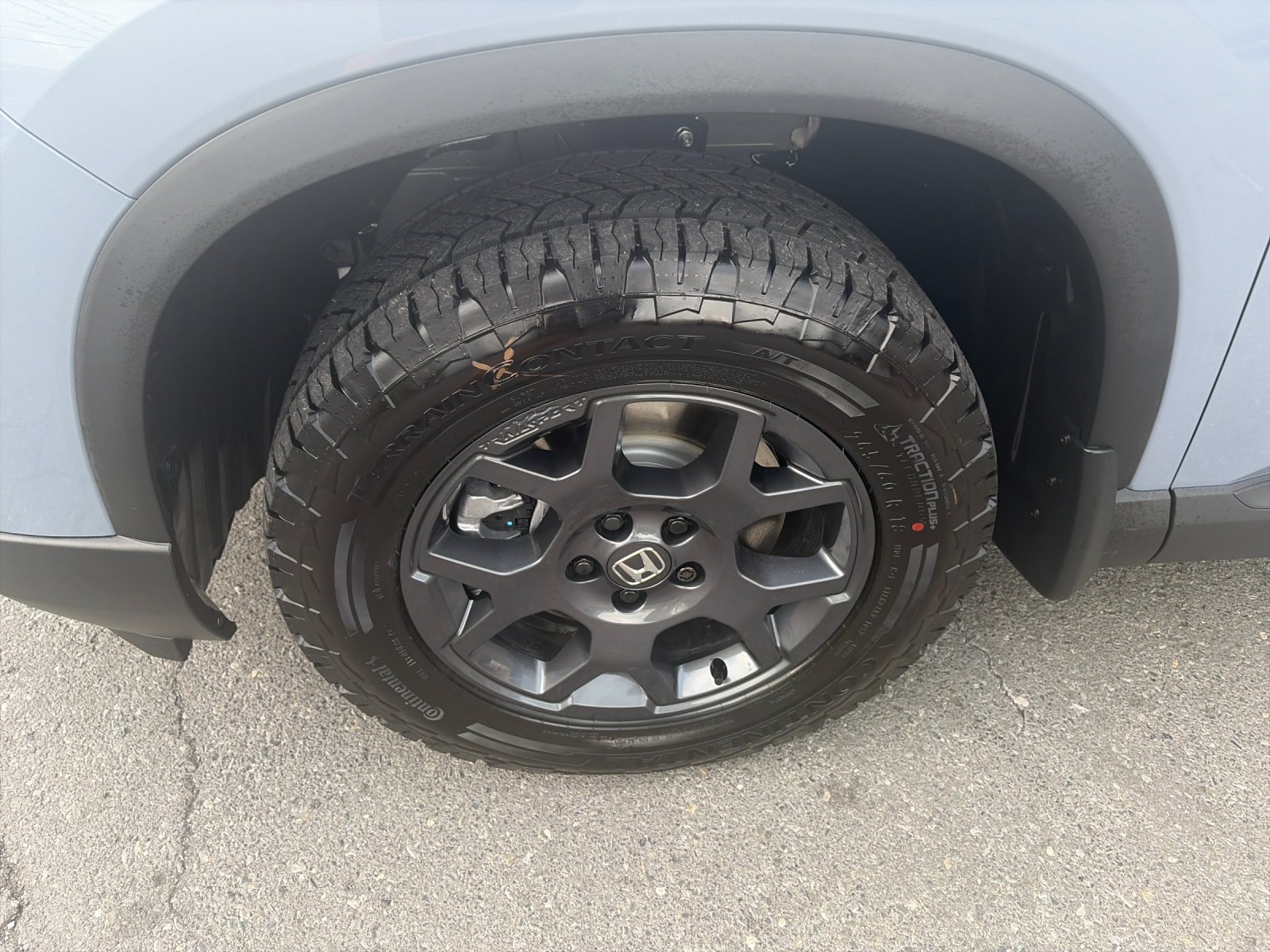 New 2026 Sonic Gray Pearl Honda AWD TrailSport image 9
