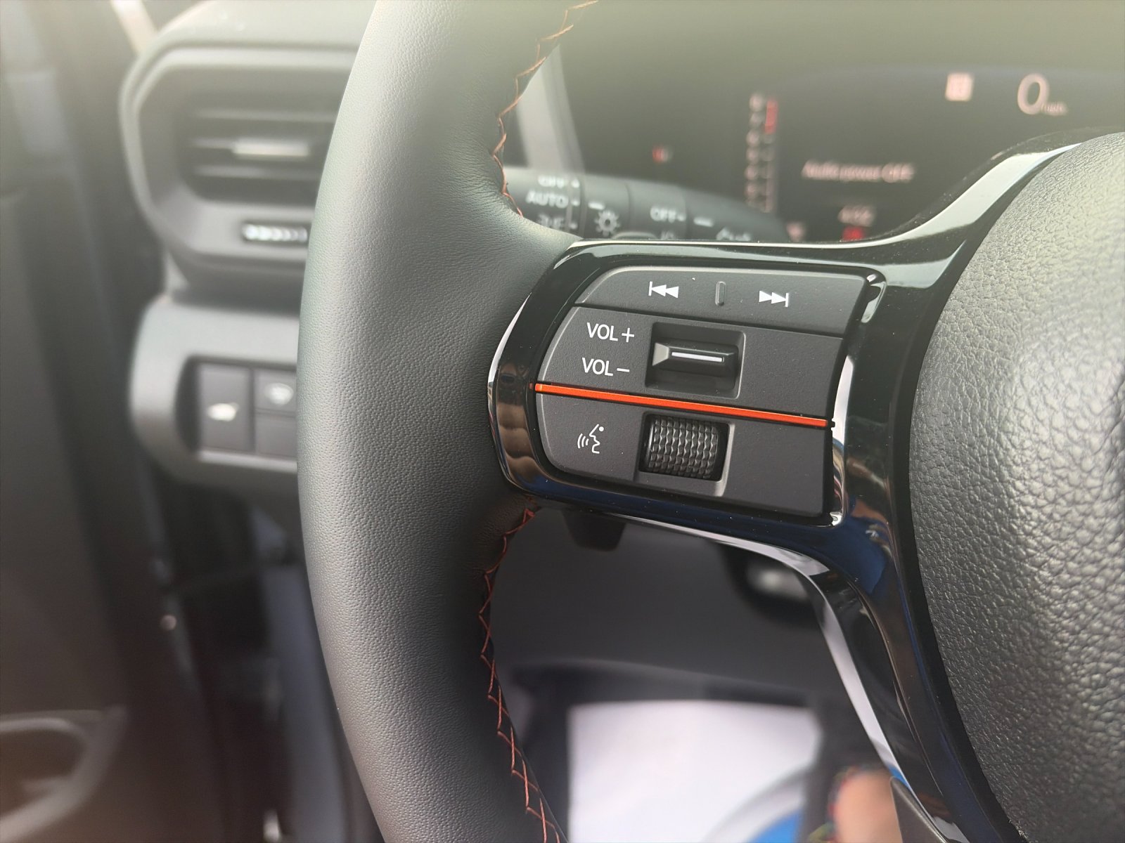 New 2026 Sonic Gray Pearl Honda AWD TrailSport image 29