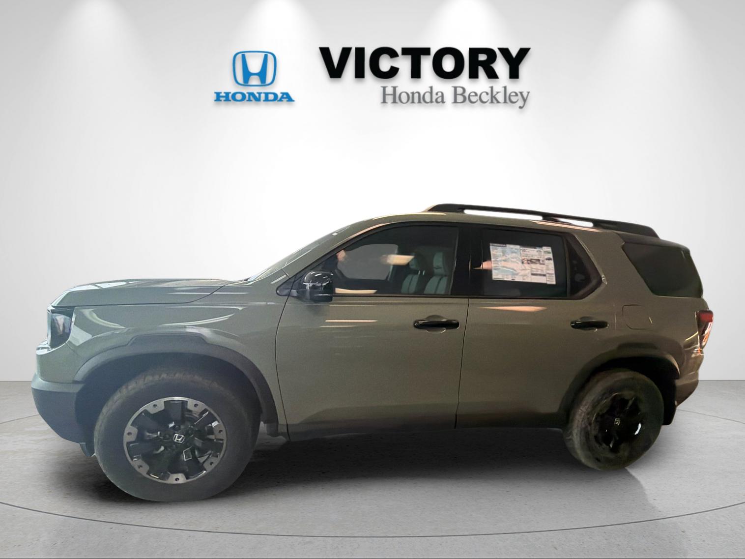 New 2026 Ash Green Metallic Honda TrailSport Elite image 2