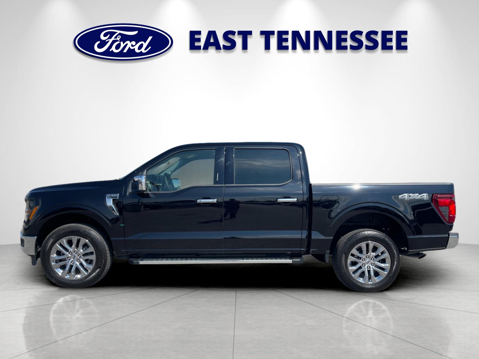Used 2024 Black Metallic Ford XLT image 6